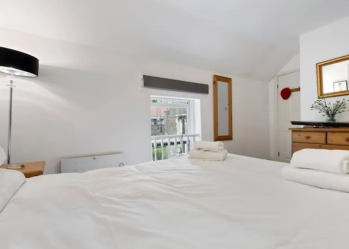 Pass The Keys 4 35 Fossgate - Cosy Central 2 Bed Home Sleeps 5