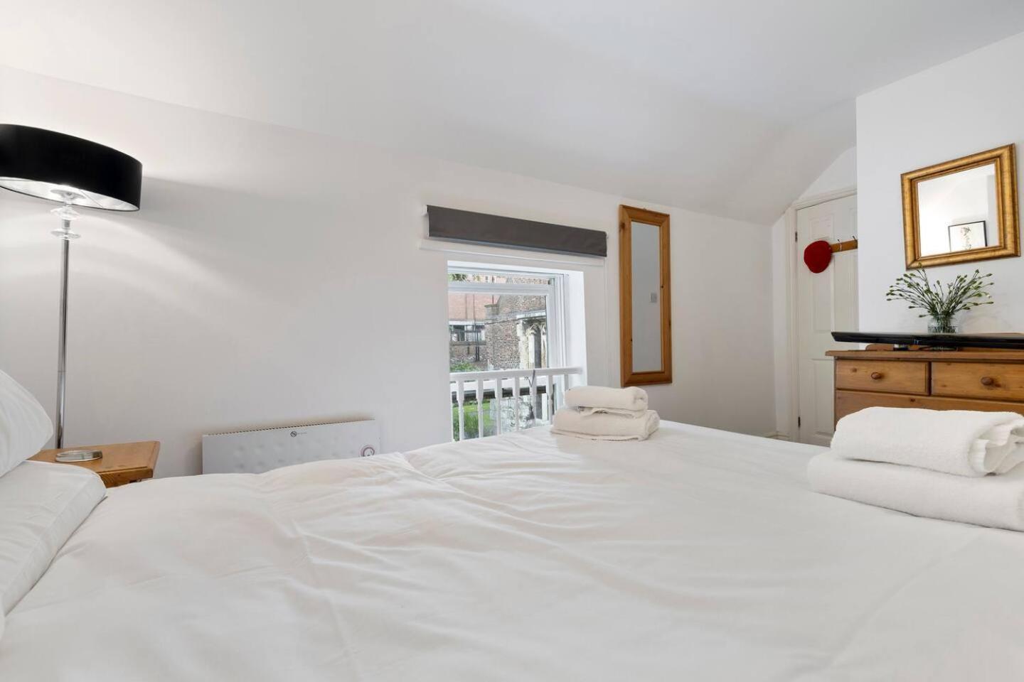Vakantiehuis Pass The Keys 4 35 Fossgate - Cosy 2 Bed Sleeps 5 *