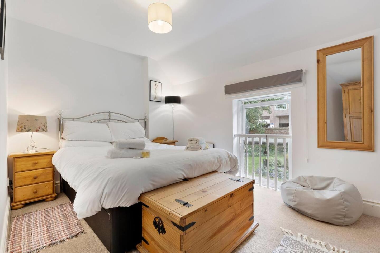 Дом отдыха Pass The Keys 4 35 Fossgate - Cosy 2 Bed Sleeps 5 *